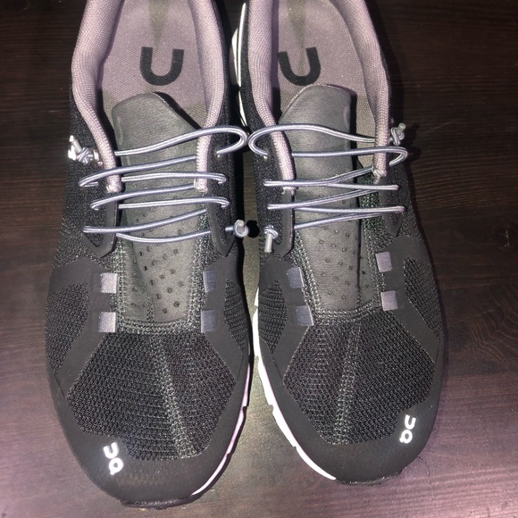 On Cloud Running Sneakers sz 7.5 - Picture 2 of 6